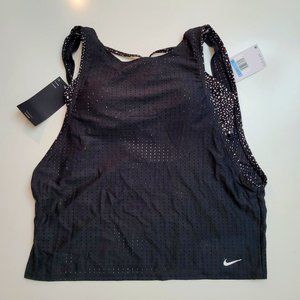164. Nike 2pc swim top. Black with white polka dots. Size M. NWT